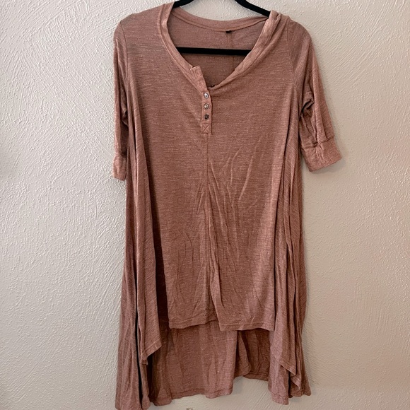 Tops - Henley Rose 3 quarter sleeve tunic